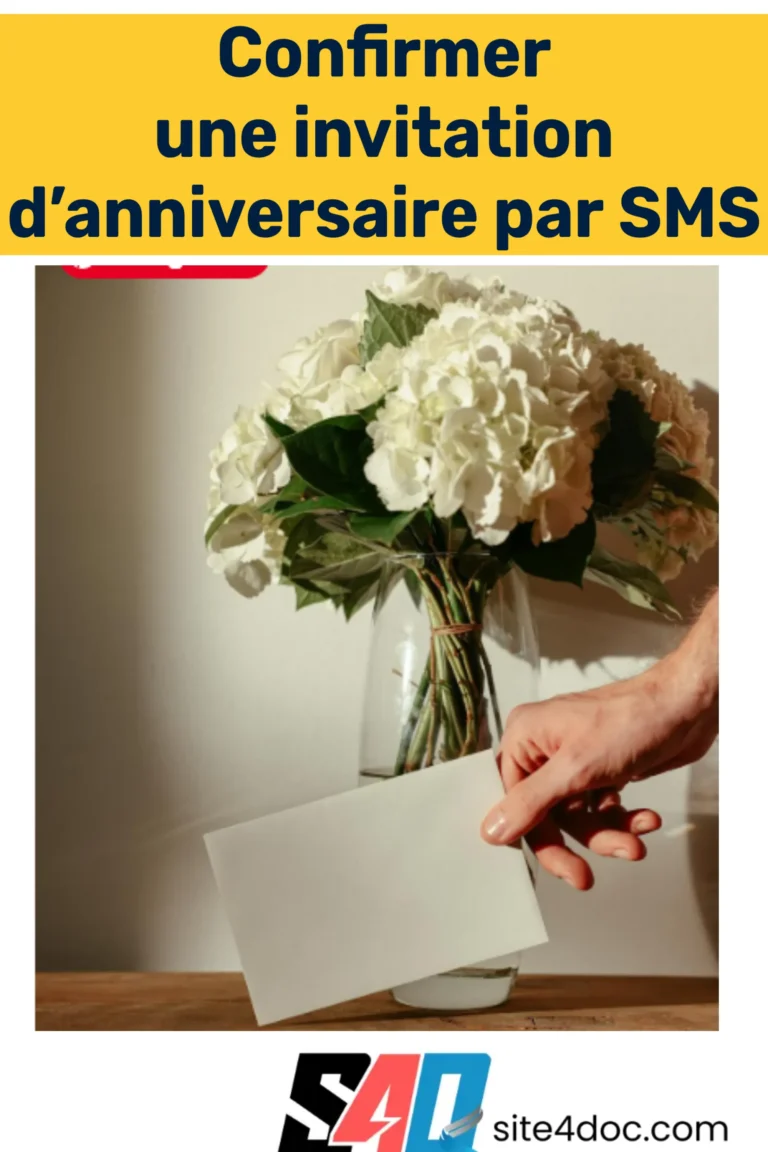 Personne envoyant un SMS pour confirmer sa présence à un anniversaire